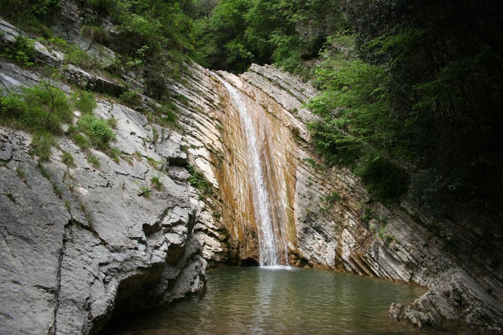 Casa Vacanze Regina Del Lago Tremosine Luaran gambar