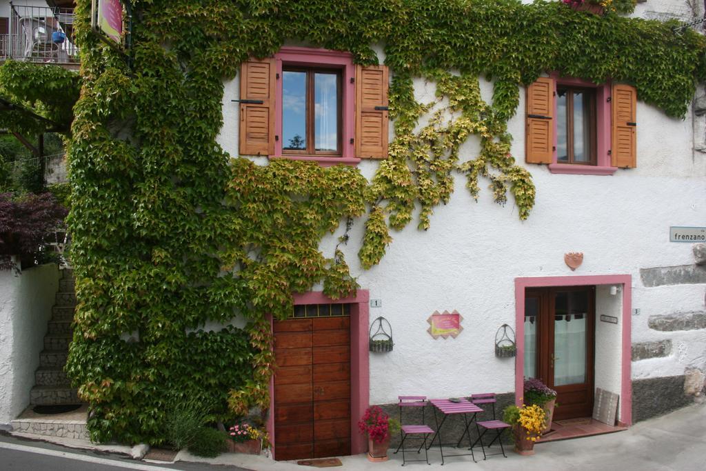 Casa Vacanze Regina Del Lago Tremosine Luaran gambar