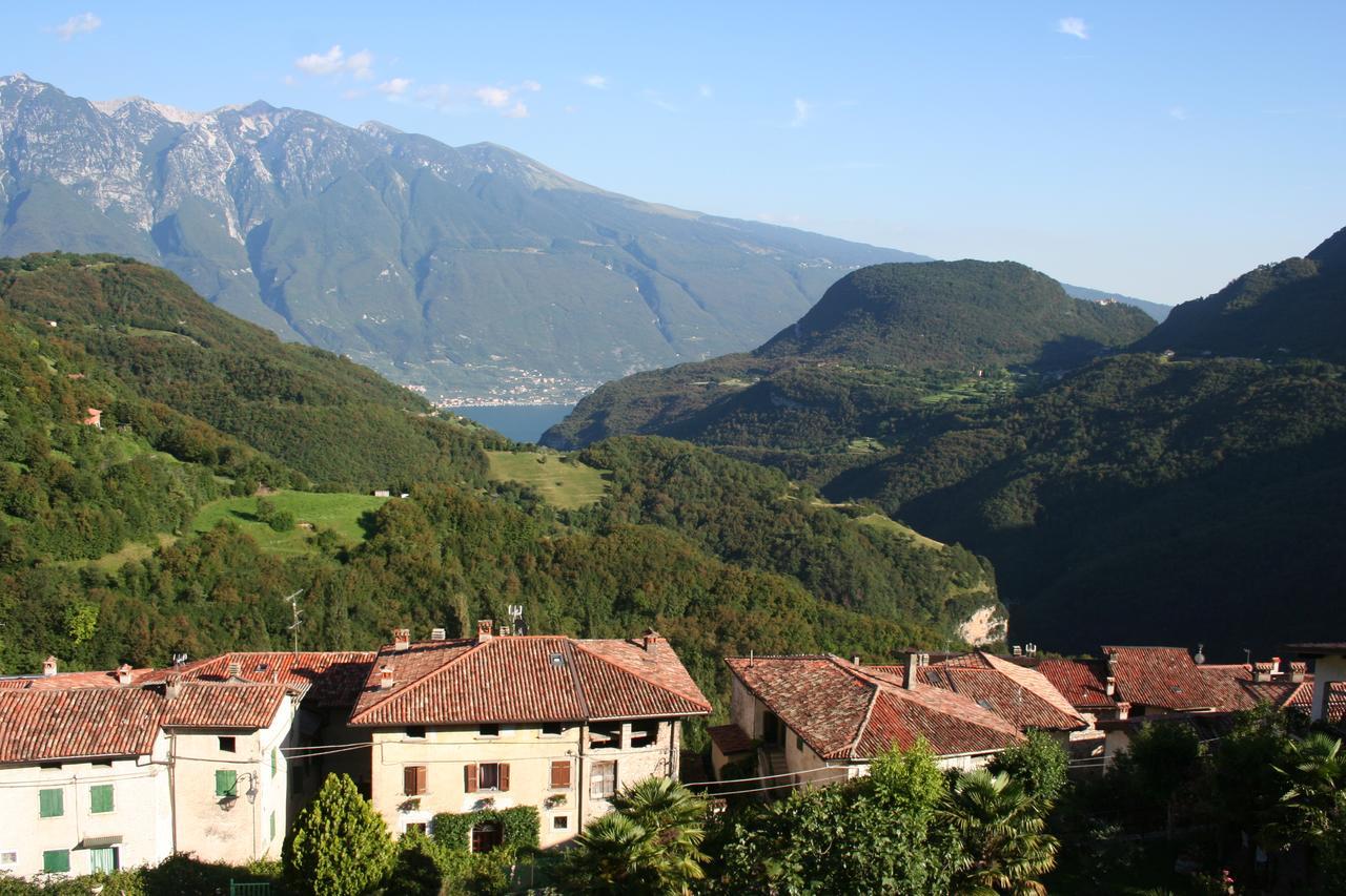 Casa Vacanze Regina Del Lago Tremosine Luaran gambar